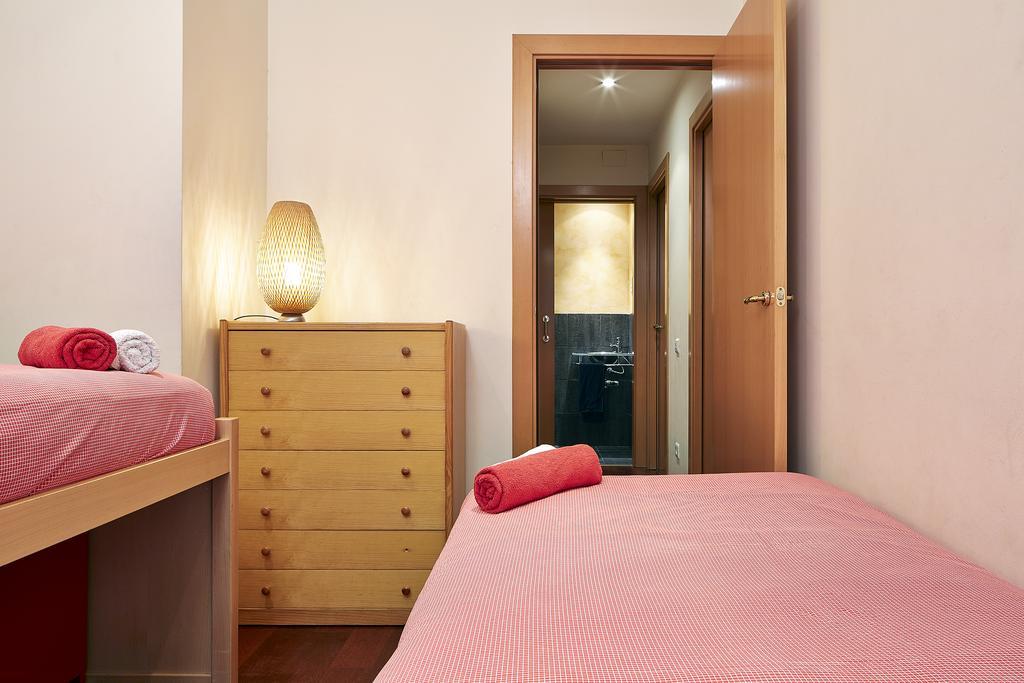 Olles Apartment Барселона Екстериор снимка